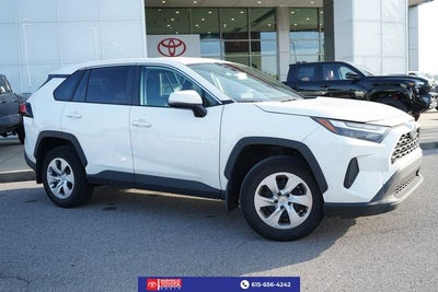 2023 Toyota RAV4 LE