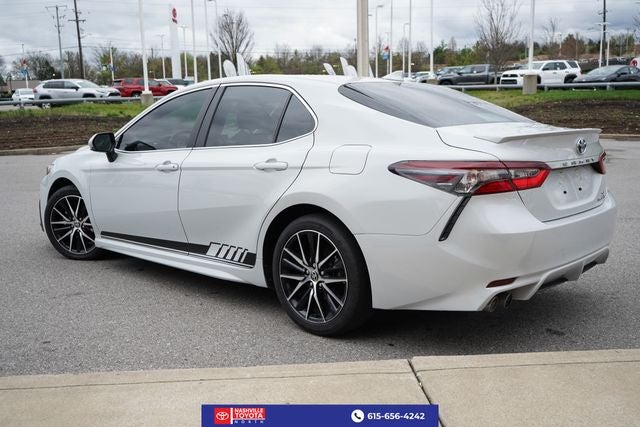 2023 Toyota Camry Hybrid SE