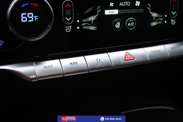 2024 Genesis GV70 2.5T