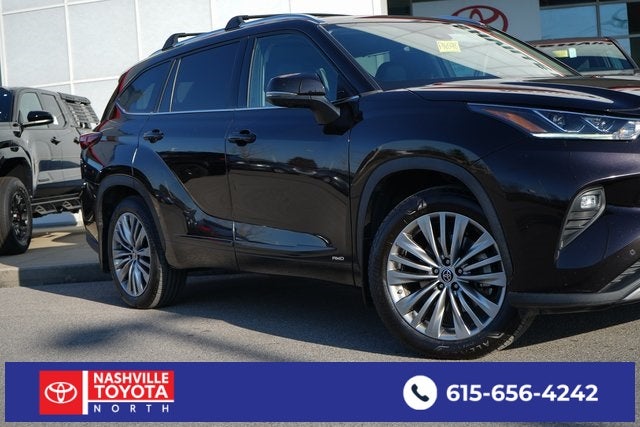 2022 Toyota Highlander Hybrid Platinum