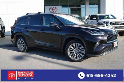 2022 Toyota Highlander Hybrid Platinum