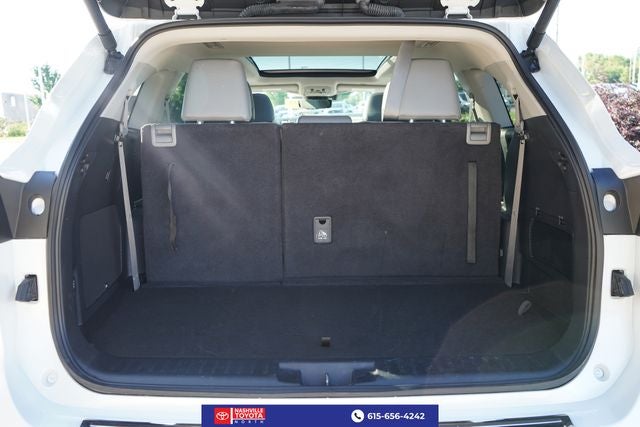 2024 Toyota Highlander Hybrid Platinum