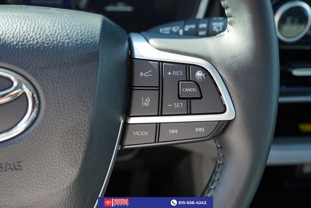 2024 Toyota Highlander Hybrid Platinum