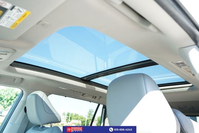 2024 Toyota Highlander Hybrid Platinum