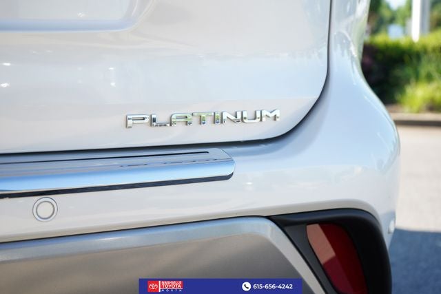 2024 Toyota Highlander Hybrid Platinum