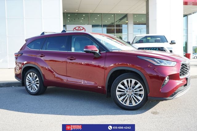 2026 Toyota Highlander Hybrid Platinum