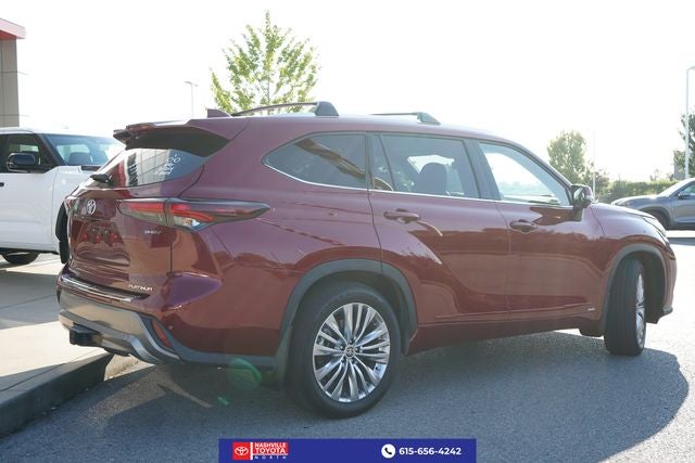 2026 Toyota Highlander Hybrid Platinum