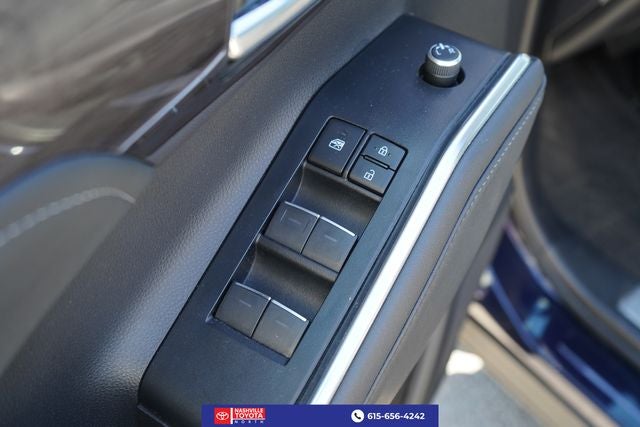 2022 Toyota Highlander Hybrid Platinum