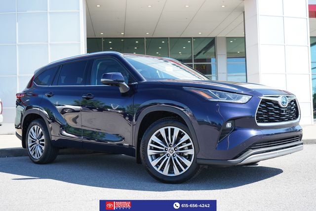 2022 Toyota Highlander Hybrid Platinum