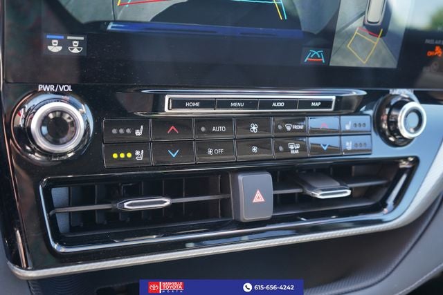 2022 Toyota Highlander Hybrid Platinum