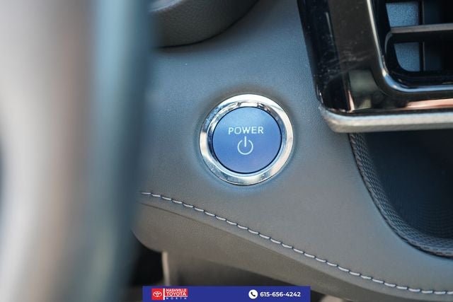 2022 Toyota Highlander Hybrid Platinum