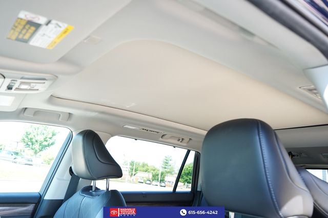 2022 Toyota Highlander Hybrid Platinum