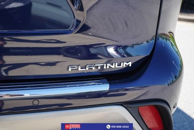 2022 Toyota Highlander Hybrid Platinum