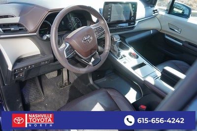 2023 Toyota Sienna Platinum 7 Passenger