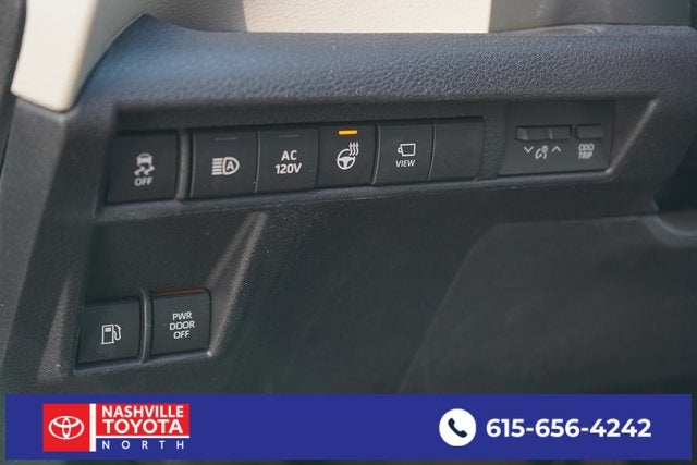 2023 Toyota Sienna Platinum 7 Passenger