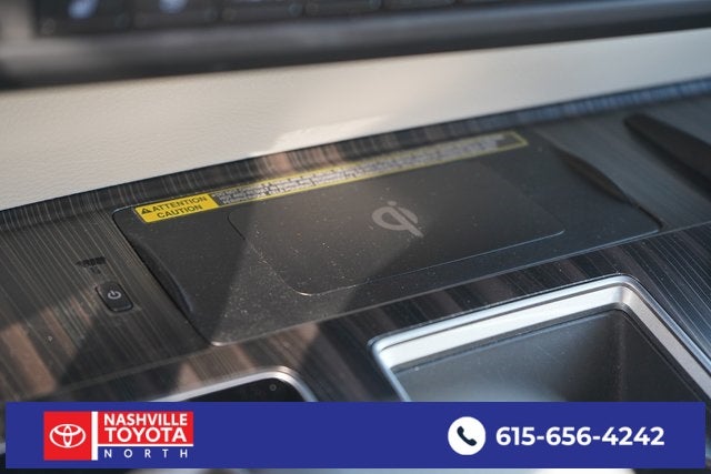 2023 Toyota Sienna Platinum 7 Passenger