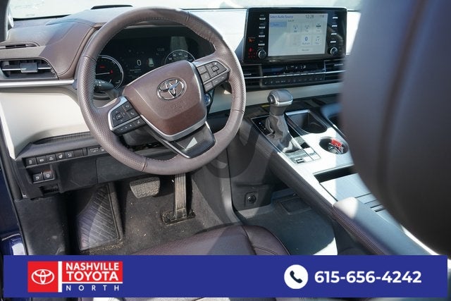 2023 Toyota Sienna Platinum 7 Passenger