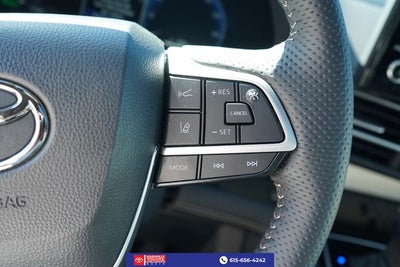 2025 Toyota Sienna Platinum 7 Passenger