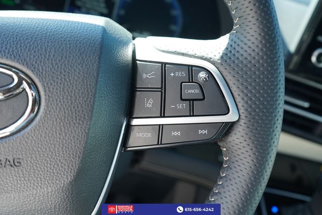 2025 Toyota Sienna Platinum 7 Passenger