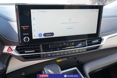 2025 Toyota Sienna Platinum 7 Passenger