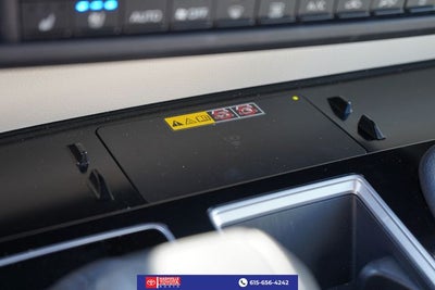 2025 Toyota Sienna Platinum 7 Passenger