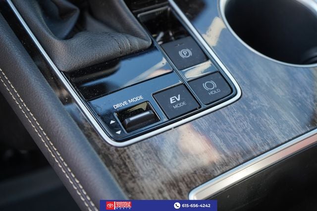 2025 Toyota Sienna Platinum 7 Passenger