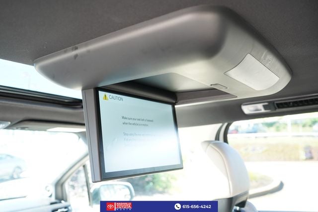 2025 Toyota Sienna Platinum 7 Passenger