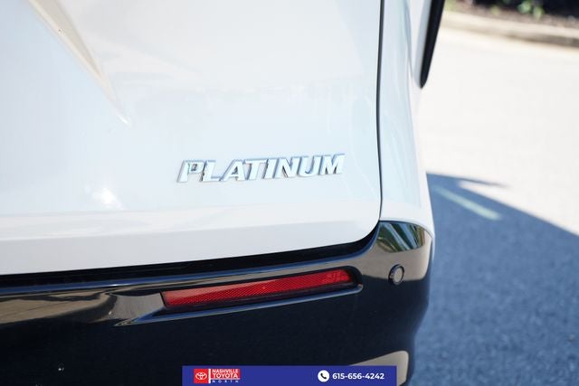 2025 Toyota Sienna Platinum 7 Passenger