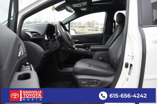 2025 Toyota Sienna Platinum 7 Passenger