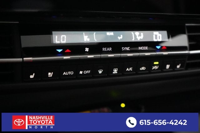 2025 Toyota Sienna Platinum 7 Passenger