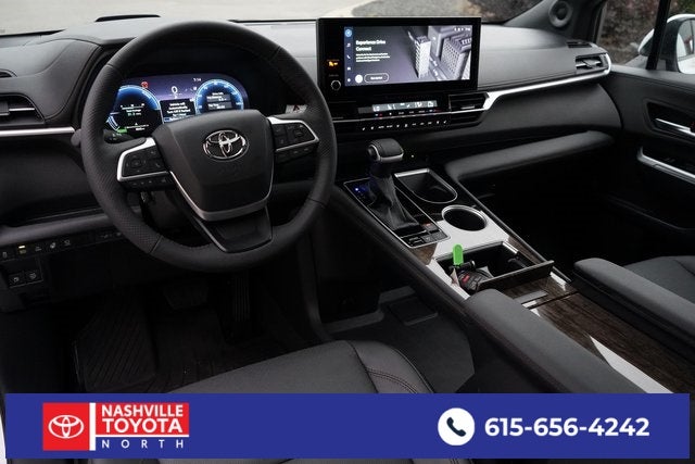 2025 Toyota Sienna Platinum 7 Passenger