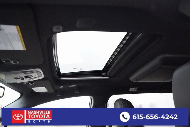 2025 Toyota Sienna Platinum 7 Passenger