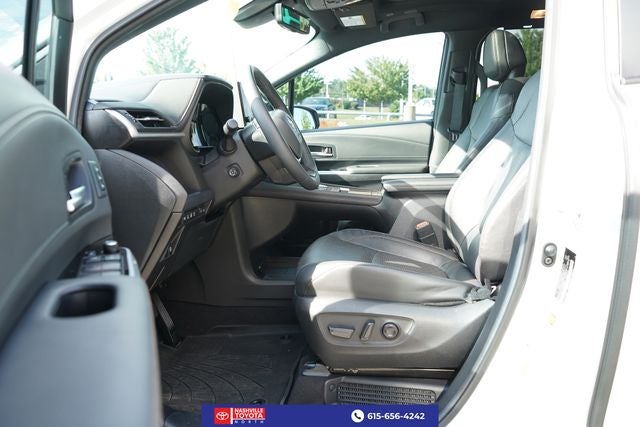 2025 Toyota Sienna Platinum 7 Passenger