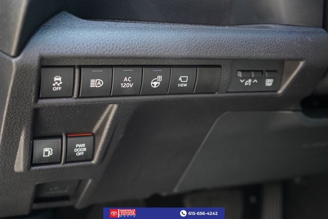 2025 Toyota Sienna Platinum 7 Passenger