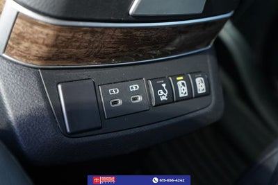 2025 Toyota Sienna Platinum 7 Passenger