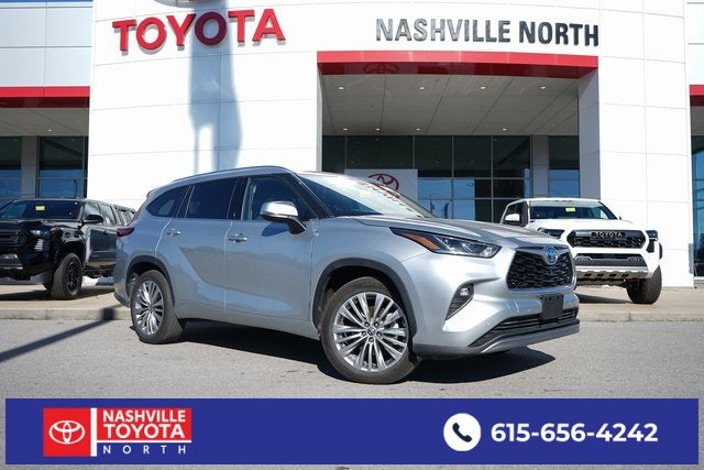 2022 Toyota Highlander Hybrid Platinum