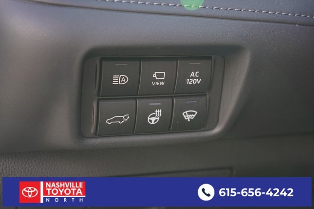 2022 Toyota Highlander Hybrid Platinum