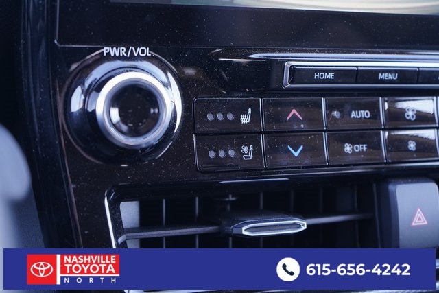 2022 Toyota Highlander Hybrid Platinum