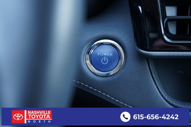 2022 Toyota Highlander Hybrid Platinum