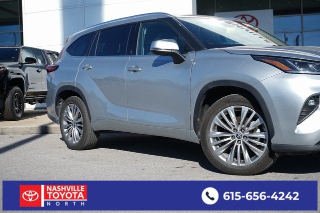 2022 Toyota Highlander Hybrid Platinum