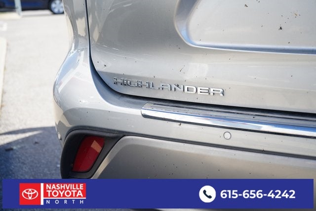 2022 Toyota Highlander Hybrid Platinum