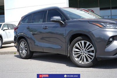2022 Toyota Highlander Platinum