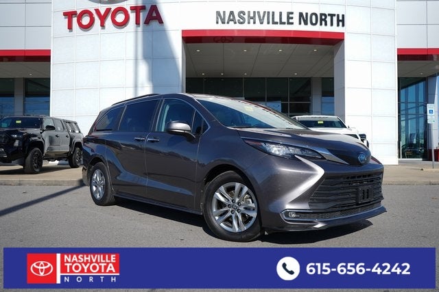 2023 Toyota Sienna XLE