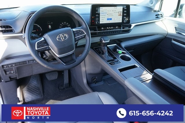 2023 Toyota Sienna XLE
