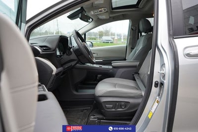 2023 Toyota Sienna XLE 8 Passenger