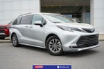 2023 Toyota Sienna XLE 8 Passenger