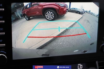 2023 Toyota Sienna XLE 8 Passenger