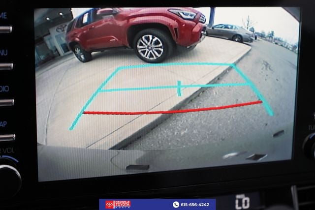 2023 Toyota Sienna XLE 8 Passenger