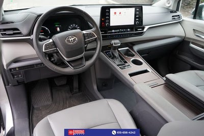 2023 Toyota Sienna XLE 8 Passenger
