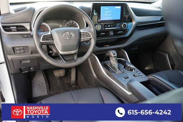 2024 Toyota Highlander Hybrid XLE